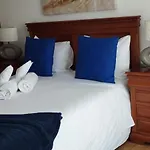בית אירוח Manelmar