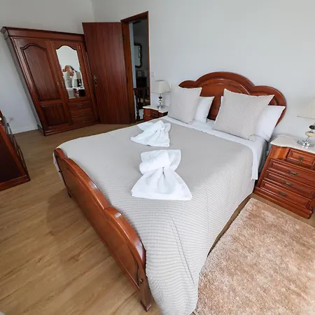 Quartos Da Tia Laura * Nazaré