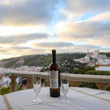 Quartos Da Tia Laura Homestay Nazare