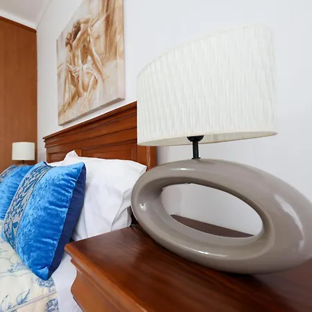 Quartos Da Tia Laura Homestay