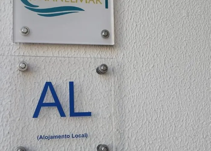 Проживание в семье Manelmar Назаре